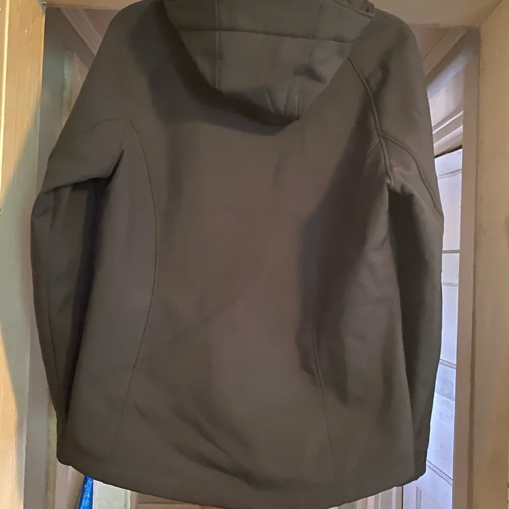 Ladies Softshell Jacket - Picture 2 of 5